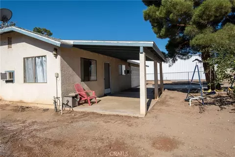 Exterior - 11631 Whitehaven, Oak Hills, CA 92344 photo 11 of 12