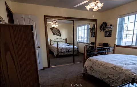 Bedroom - 11631 Whitehaven, Oak Hills, CA 92344 photo 2 of 12