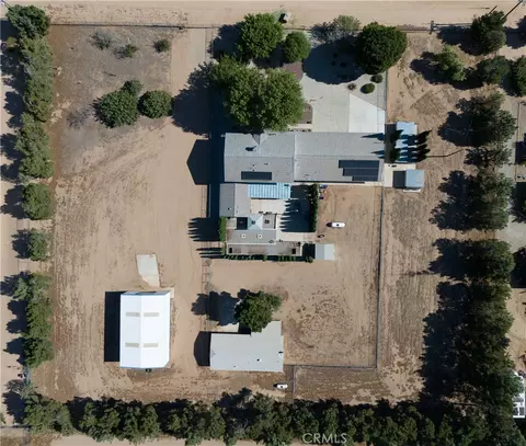 View/Area - 11631 Whitehaven, Oak Hills, CA 92344 photo 6 of 8