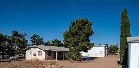 Exterior - 11631 Whitehaven, Oak Hills, CA 92344 photo 10 of 12