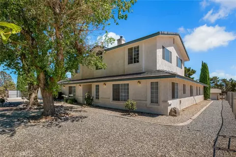 Exterior - 11631 Whitehaven, Oak Hills, CA 92344 photo 5 of 12