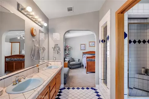Bath - 11631 Whitehaven, Oak Hills, CA 92344 photo 4 of 7