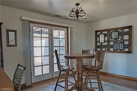 Dining - 11631 Whitehaven, Oak Hills, CA 92344 photo 2 of 2