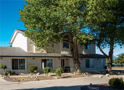 Exterior - 11631 Whitehaven, Oak Hills, CA 92344 photo 2 of 12