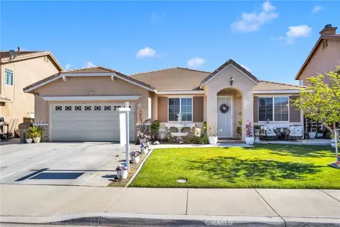 13247 San Dimas, Hesperia, CA 92344