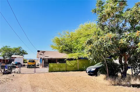 Exterior - 10877 Chamberlaine Way, Adelanto, CA 92301 photo 2 of 4