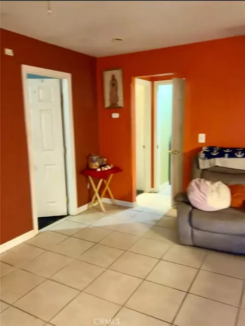 Entry Way - 10877 Chamberlaine Way, Adelanto, CA 92301 photo 1 of 1
