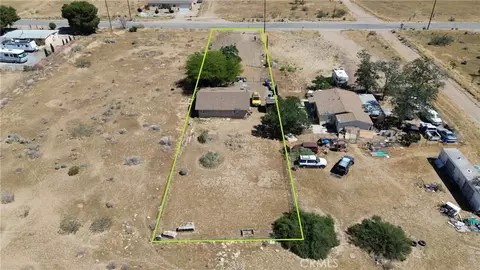 View/Area - 10877 Chamberlaine Way, Adelanto, CA 92301 photo 5 of 6