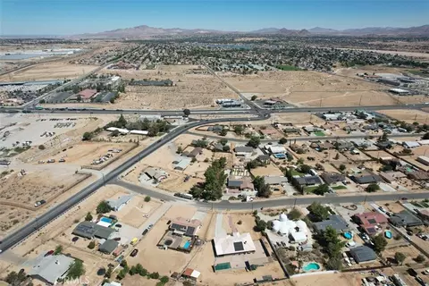 View/Area - 17831 Pitache St, Hesperia, CA 92345 photo 11 of 20