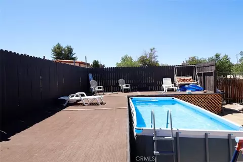 Exterior - 17831 Pitache St, Hesperia, CA 92345 photo 14 of 19