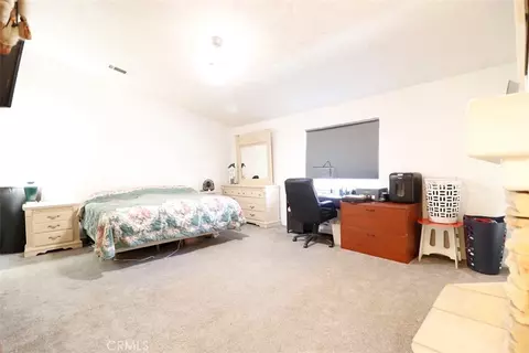 Bedroom - 17831 Pitache St, Hesperia, CA 92345 photo 5 of 8