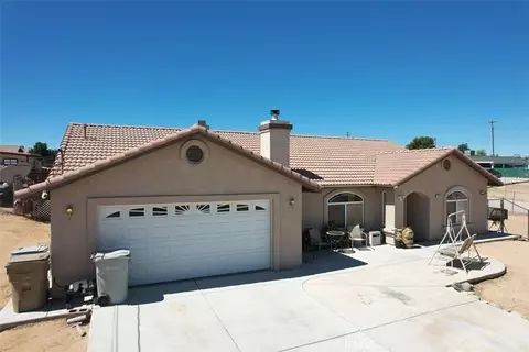 Exterior - 17831 Pitache St, Hesperia, CA 92345 photo 5 of 19