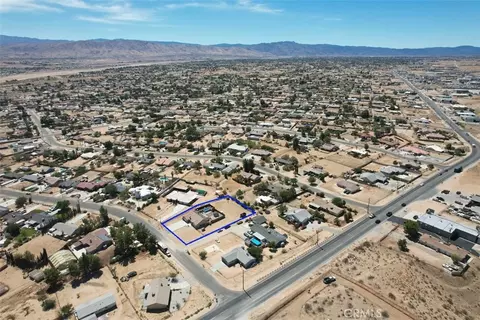 View/Area - 17831 Pitache St, Hesperia, CA 92345 photo 2 of 20
