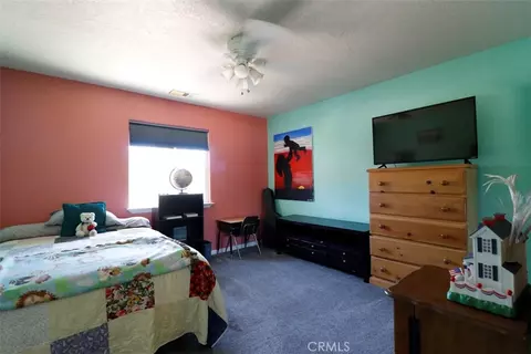 Bedroom - 17831 Pitache St, Hesperia, CA 92345 photo 1 of 8