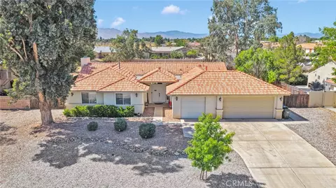 20403 Ochoa, Apple Valley, CA 92307