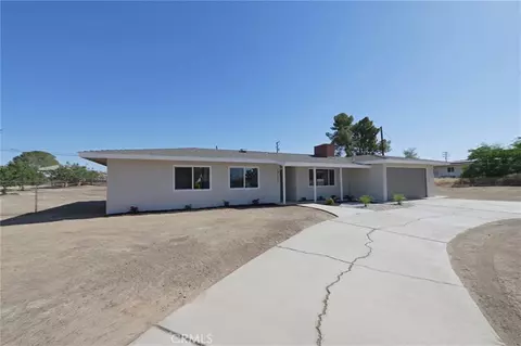18190 Hiawatha Rd, Apple Valley, CA 92307