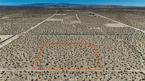 1820 Milky Way, Joshua Tree, CA 92252