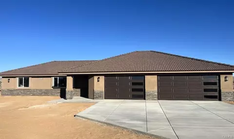 13119 Candlewood, Apple Valley, CA 92308