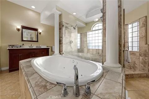 Bath - 12771 Cedar, Hesperia, CA 92344 photo 3 of 8