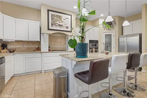 Kitchen - 12771 Cedar, Hesperia, CA 92344 photo 2 of 3