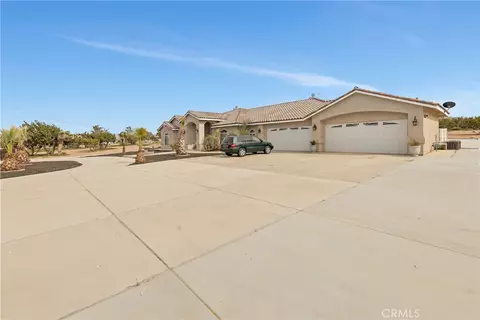 Exterior - 12771 Cedar, Hesperia, CA 92344 photo 4 of 13