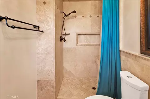 Bath - 15177 Mendota, Apple Valley, CA 92307 photo 3 of 7