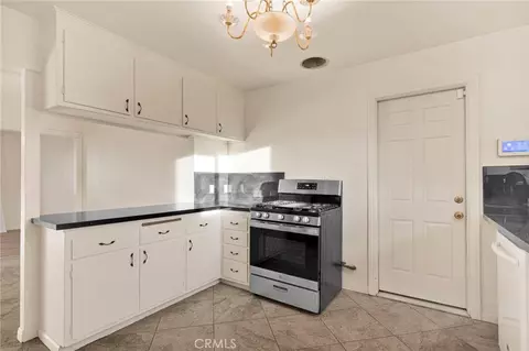 Kitchen - 15177 Mendota, Apple Valley, CA 92307 photo 2 of 3