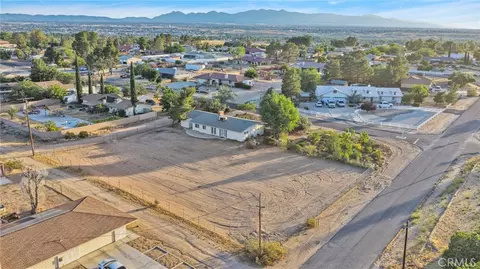 View/Area - 15177 Mendota, Apple Valley, CA 92307 photo 4 of 10
