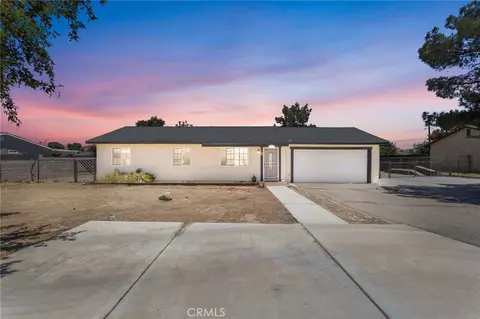 15471 Washoan, Apple Valley, CA 92307