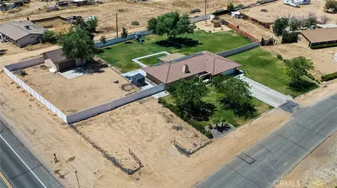View/Area - 21671 Standing Rock, Apple Valley, CA 92307 photo 9 of 12