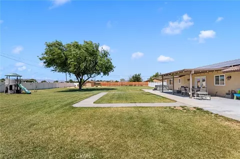 Exterior - 21671 Standing Rock, Apple Valley, CA 92307 photo 7 of 14
