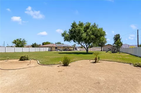 Exterior - 21671 Standing Rock, Apple Valley, CA 92307 photo 11 of 14