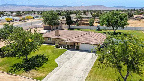 View/Area - 21671 Standing Rock, Apple Valley, CA 92307 photo 12 of 12