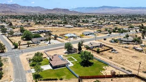 View/Area - 21671 Standing Rock, Apple Valley, CA 92307 photo 4 of 12