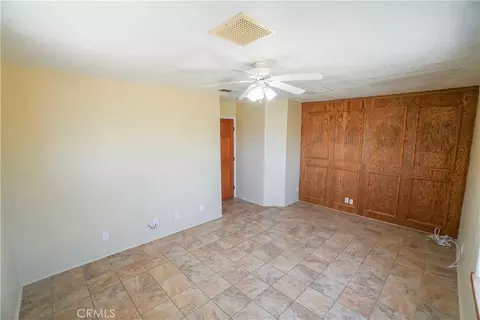 Bedroom - 18633 Kamana, Apple Valley, CA 92307 photo 4 of 4
