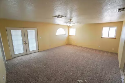 Living - 18633 Kamana, Apple Valley, CA 92307 photo 7 of 9
