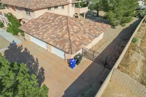 View/Area - 18633 Kamana, Apple Valley, CA 92307 photo 3 of 11