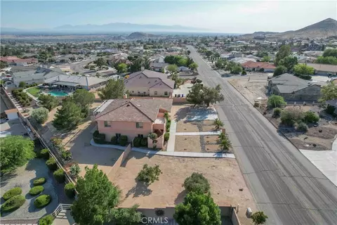 View/Area - 18633 Kamana, Apple Valley, CA 92307 photo 10 of 11