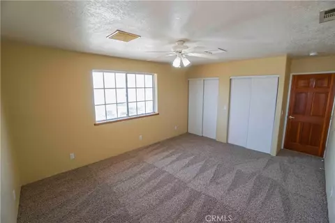Bedroom - 18633 Kamana, Apple Valley, CA 92307 photo 2 of 4