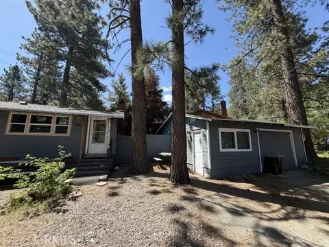 531 Mountain Vw, Wrightwood, CA 92397 photo 2
