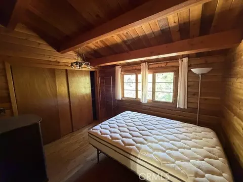 531 Mountain Vw, Wrightwood, CA 92397 photo 3