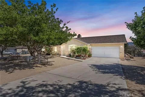 Exterior - 19147 Yucca St, Hesperia, CA 92345 photo 8 of 8