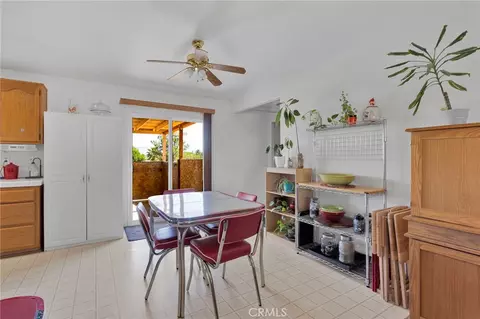 Dining - 19147 Yucca St, Hesperia, CA 92345 photo 1 of 1