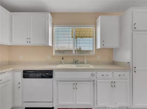 Kitchen - 21693 Wren, Apple Valley, CA 92308 photo 2 of 2
