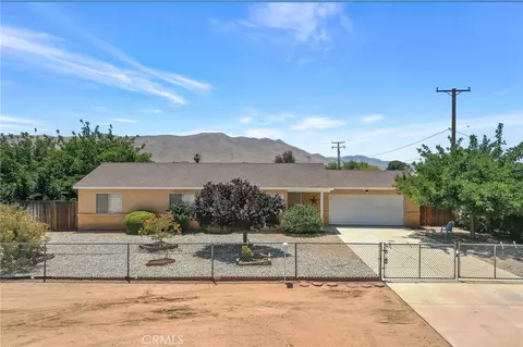 21693 Wren, Apple Valley, CA 92308