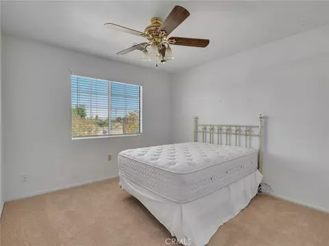 Bedroom - 21693 Wren, Apple Valley, CA 92308 photo 3 of 6