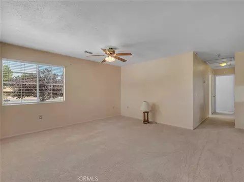 Living - 21693 Wren, Apple Valley, CA 92308 photo 2 of 2