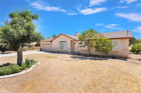 Exterior - 7335 Dayton Ave, Hesperia, CA 92345 photo 4 of 9