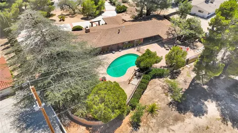 View/Area - 19955 Chickasaw Rd, Apple Valley, CA 92307 photo 5 of 8