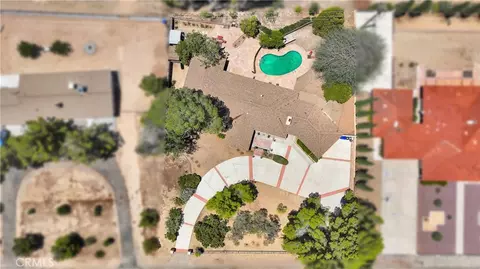 View/Area - 19955 Chickasaw Rd, Apple Valley, CA 92307 photo 3 of 8